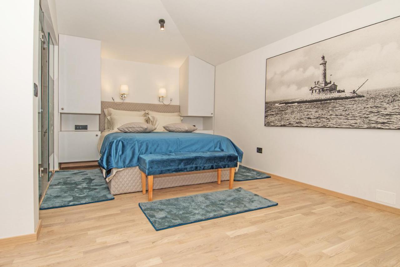 Fra&Kat Rooms Premantura Ngoại thất bức ảnh
