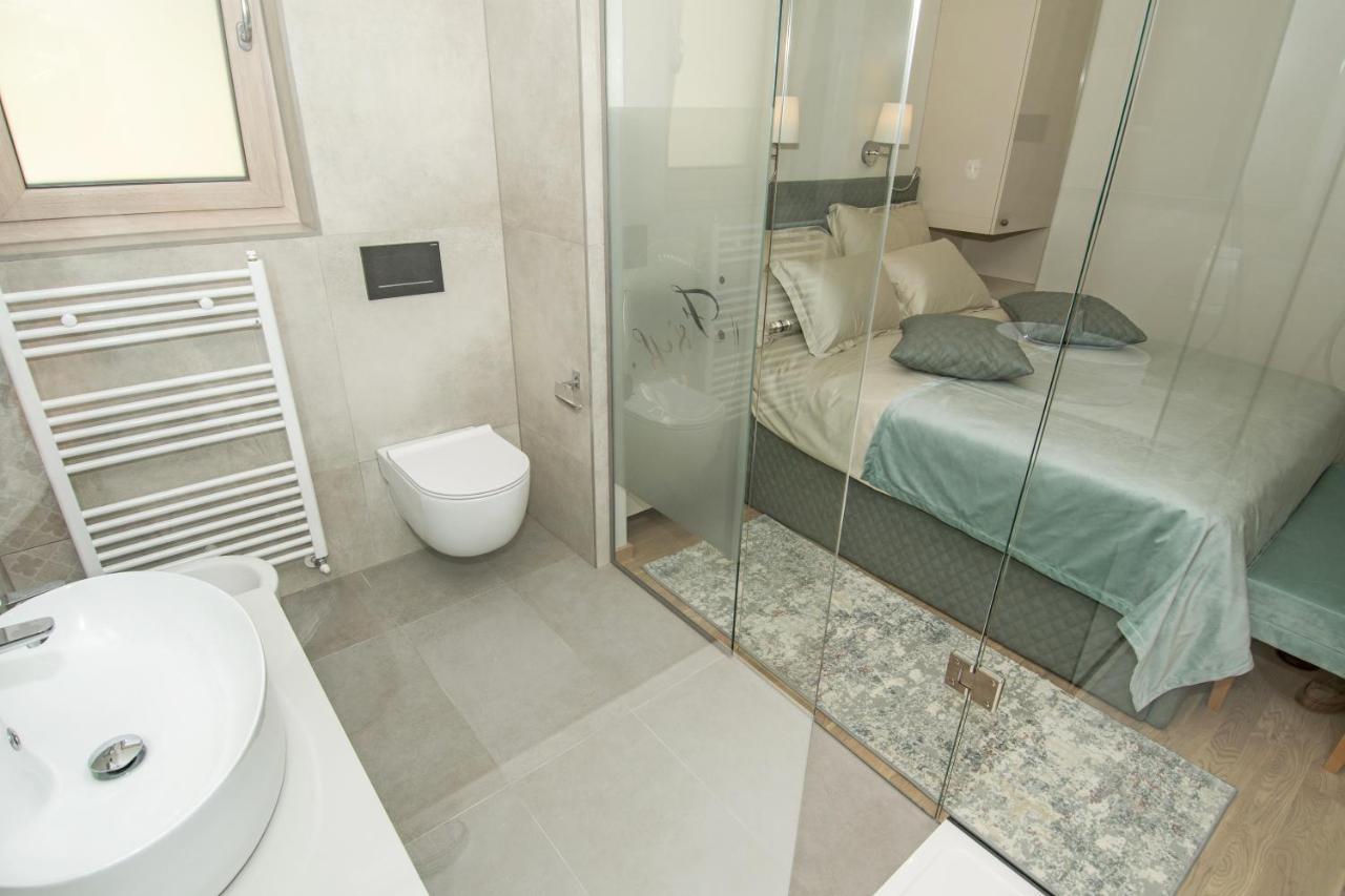 Fra&Kat Rooms Premantura Ngoại thất bức ảnh